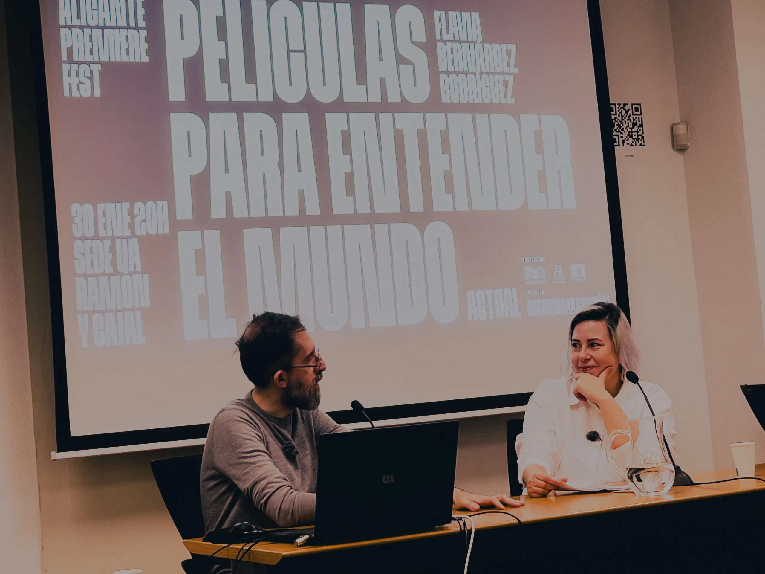 charla pelis para entender el mundo actual 3